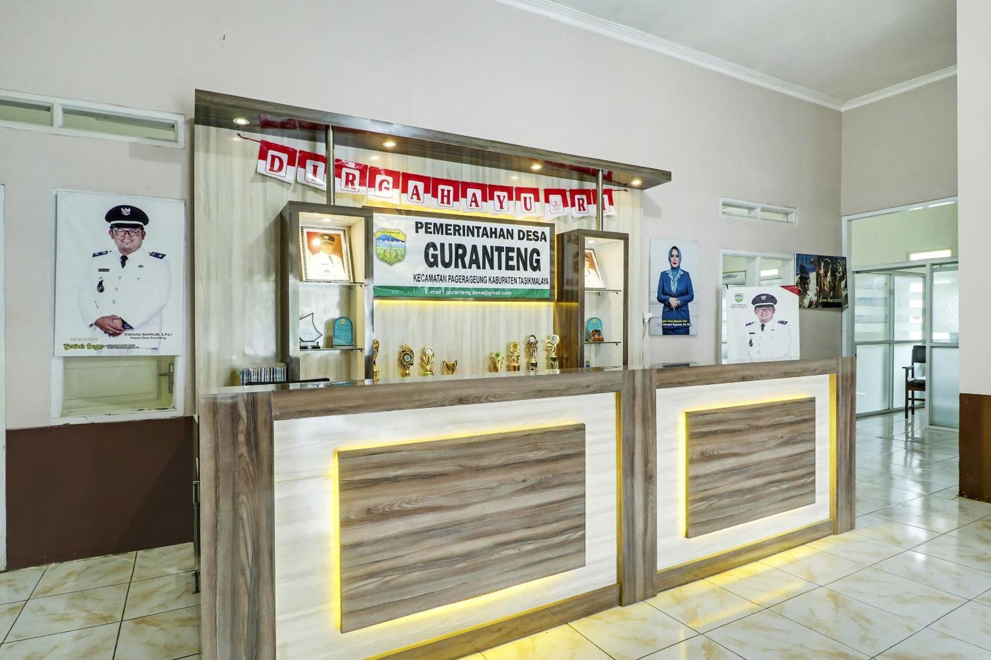 Oyo Homes 90956 Desa Wisata Guranteng Pendjalu Экстерьер фото